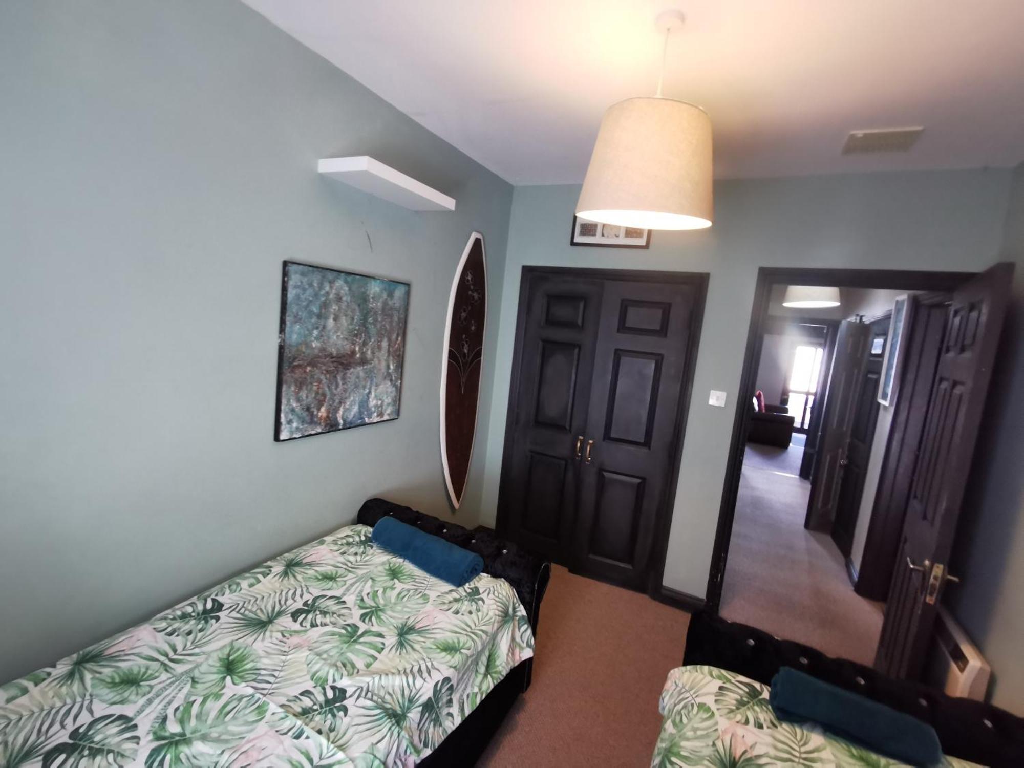 Palm Cove Bundoran Luxurious Sea View Balcony Free Wifi Netflix Sleeps 5アパートメント エクステリア 写真